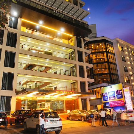 Hotel Radiant Colhapur Exterior foto